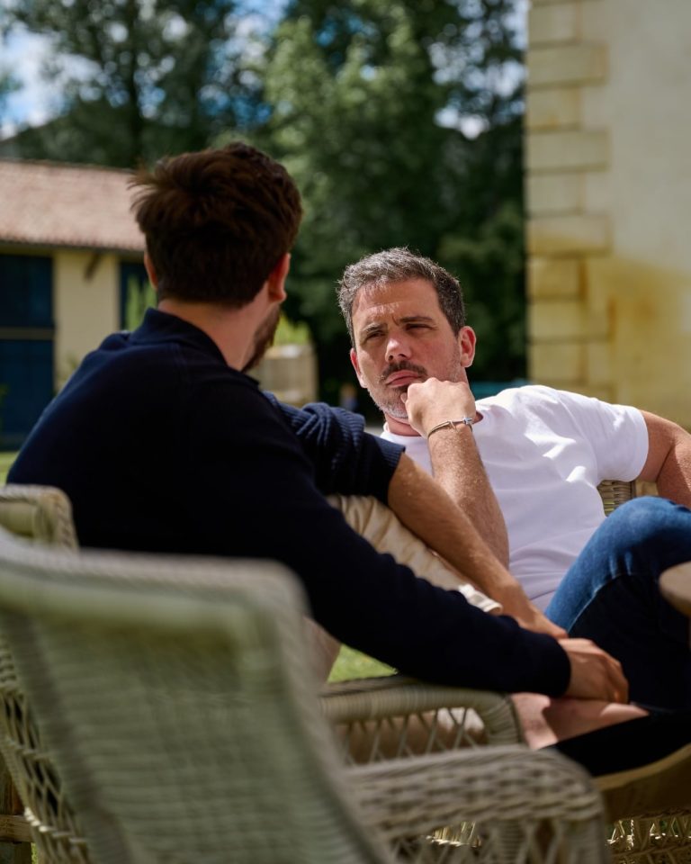 découvrez nos conseils pour choisir un associé idéal et réussir votre partenariat professionnel. apprenez à évaluer les compétences, la confiance et la complémentarité pour assurer la croissance de votre entreprise.